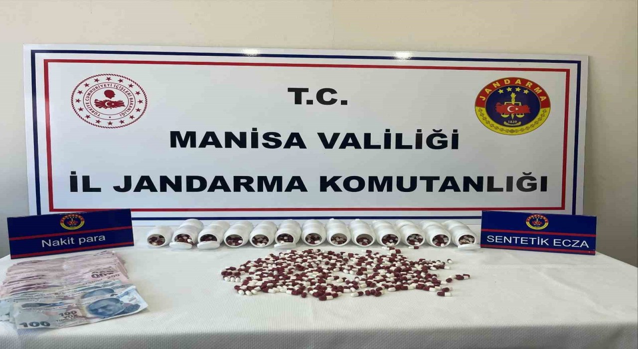 Manisada 2 bin 415 adet uyuşturucu hap ele geçirildi