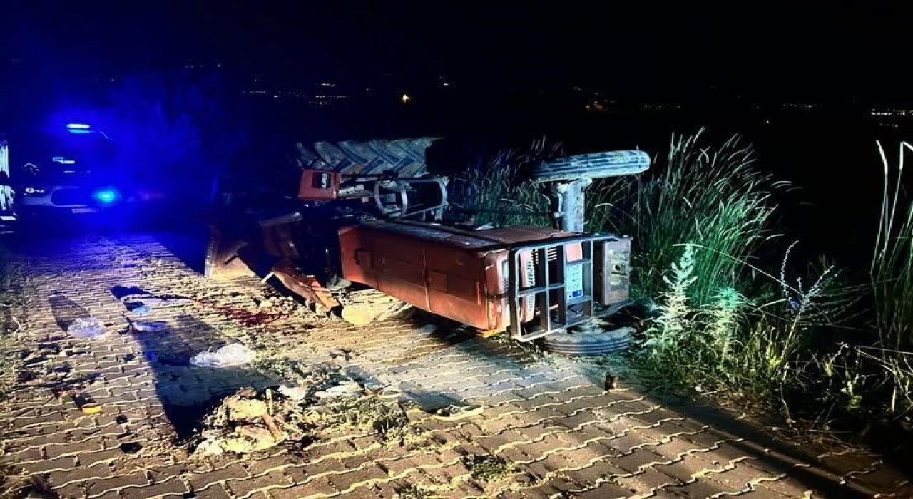 Manisada traktör kazası: 1 ölü, 1 yaralı