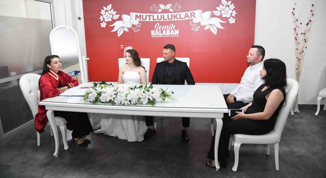 Manisalı çiftler evlenmek için 05.05.2025i seçti