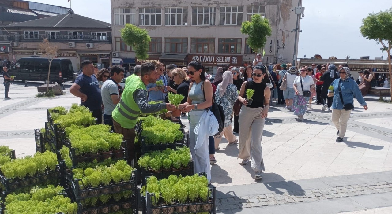 Mardin Büyükşehir Belediyesinden Anneler Gününe etkinlik