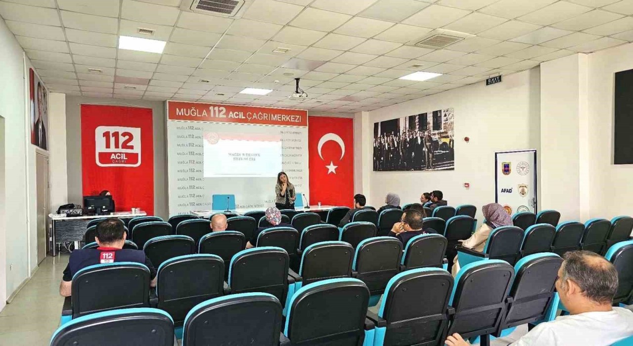 Menteşe Sosyal Hizmet Merkezinden 112 personeline eğitim