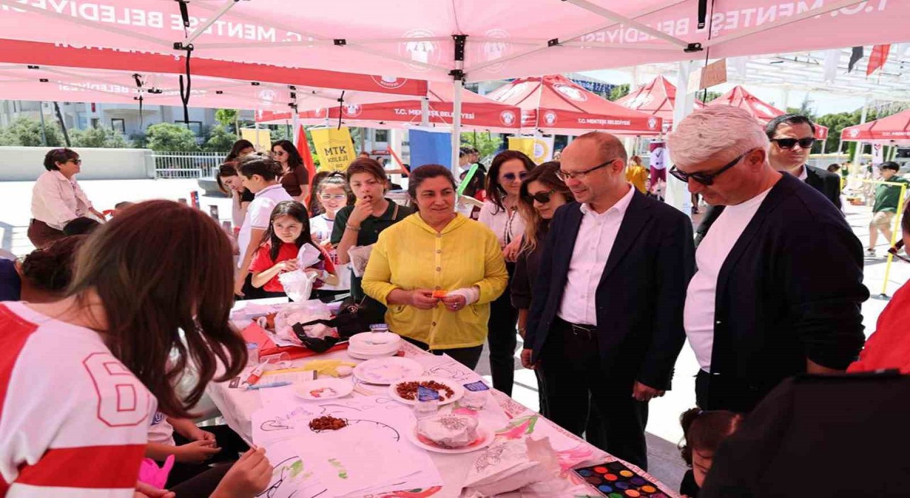 Menteşede Aynı Güneşin Altında buluştular