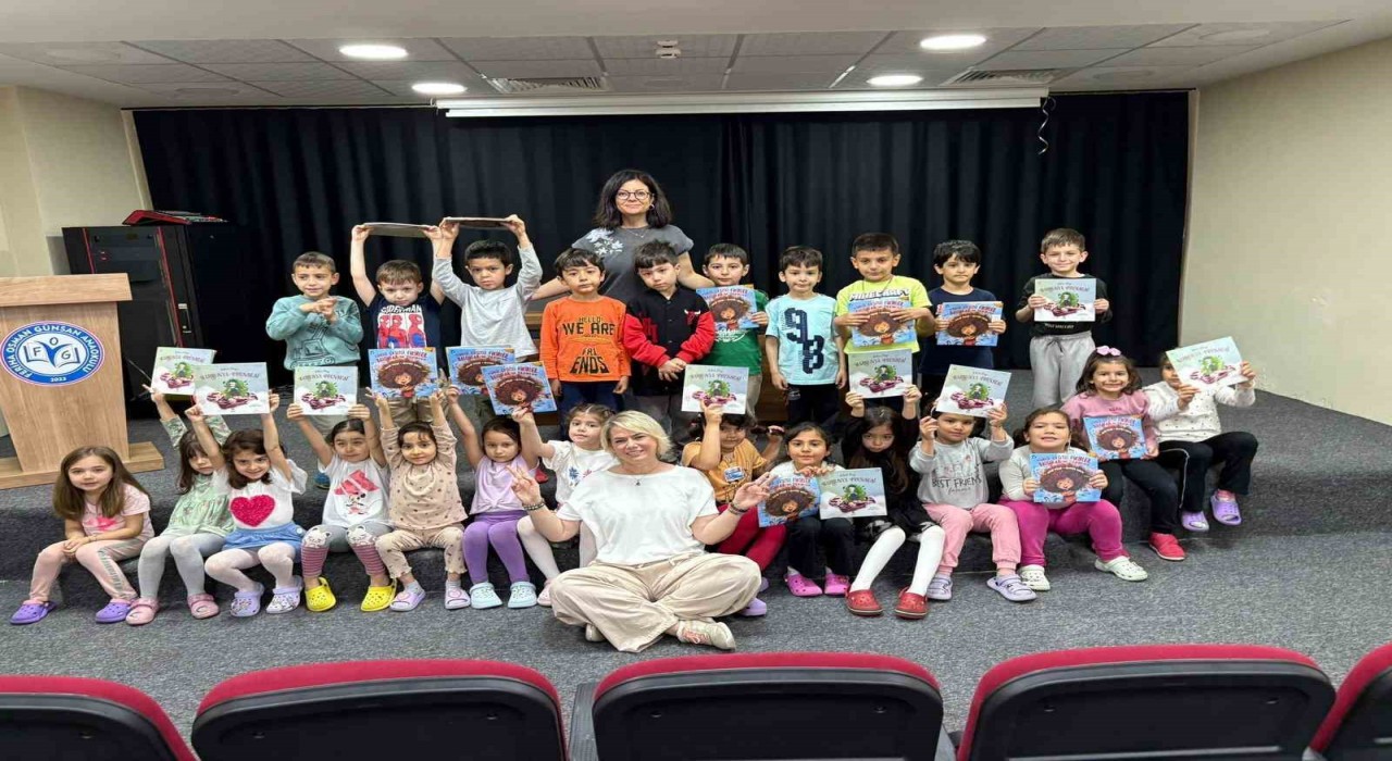 Menteşede minikler kitap okuma alışkanlığı kazanacak