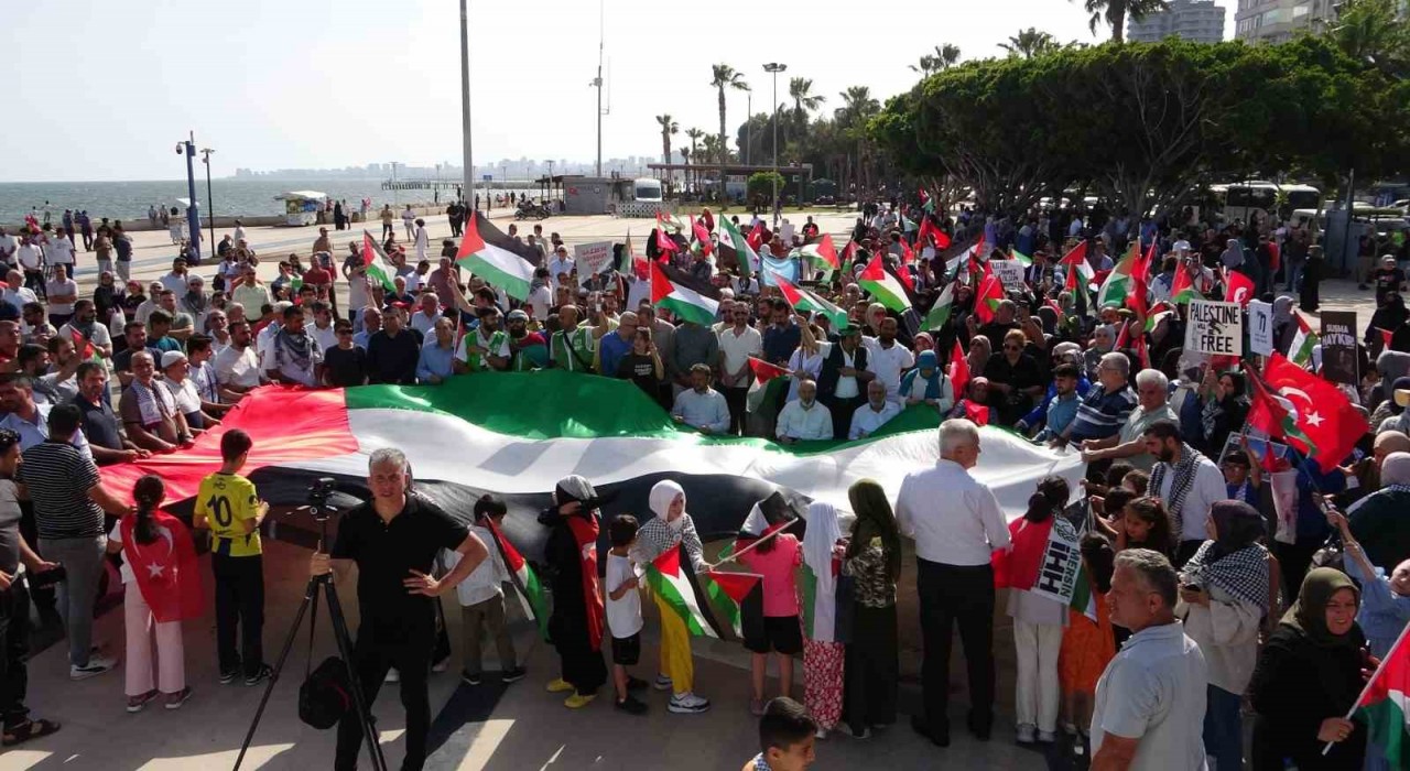 Mersinde ‘Büyük Gazze Mitingi düzenlendi
