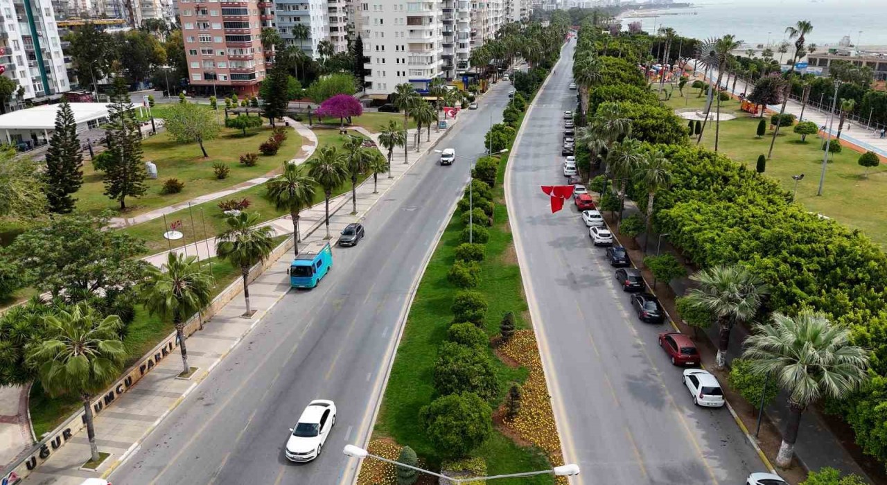 Mersinin estetiği fidanlık yerleşkesinden sağlanıyor