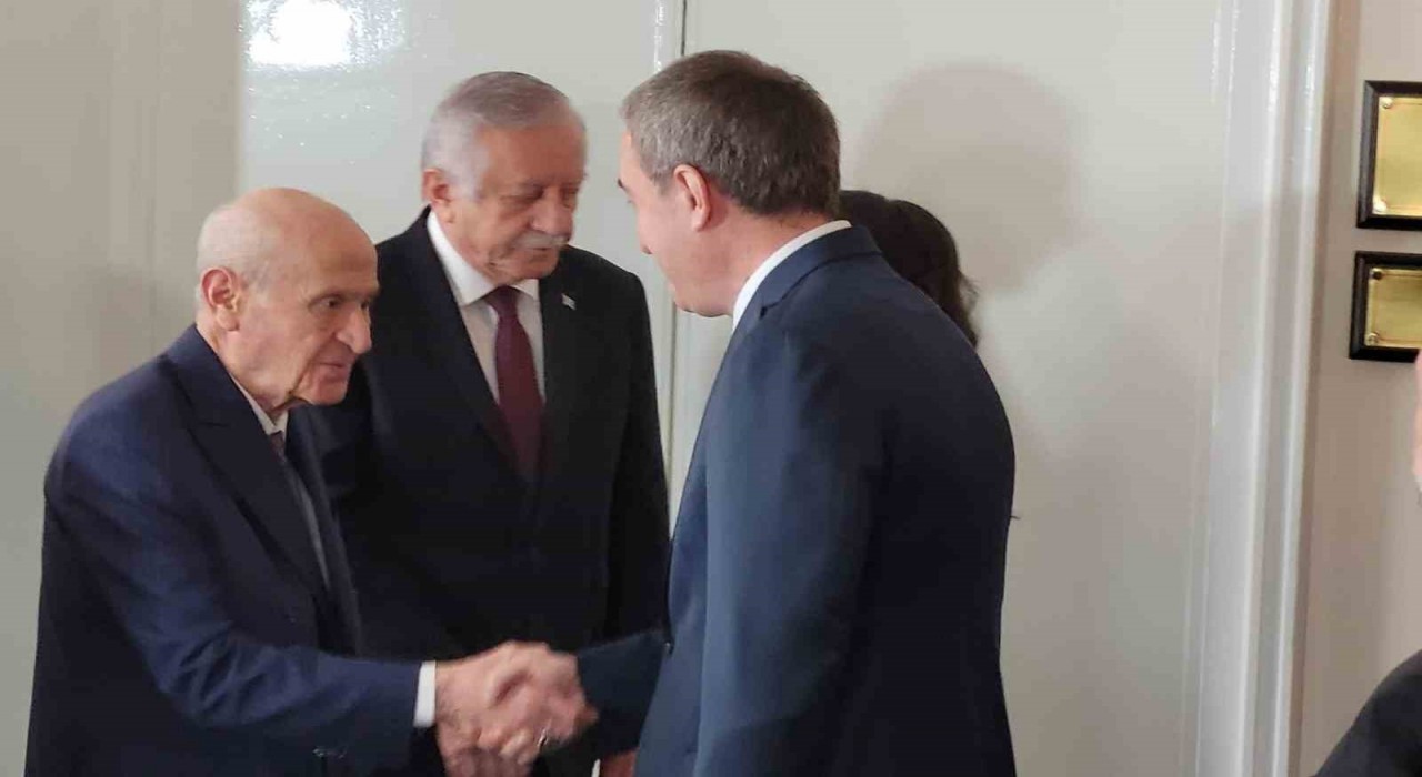 MHP Lideri Bahçeli, DEM Parti heyeti ile görüştü