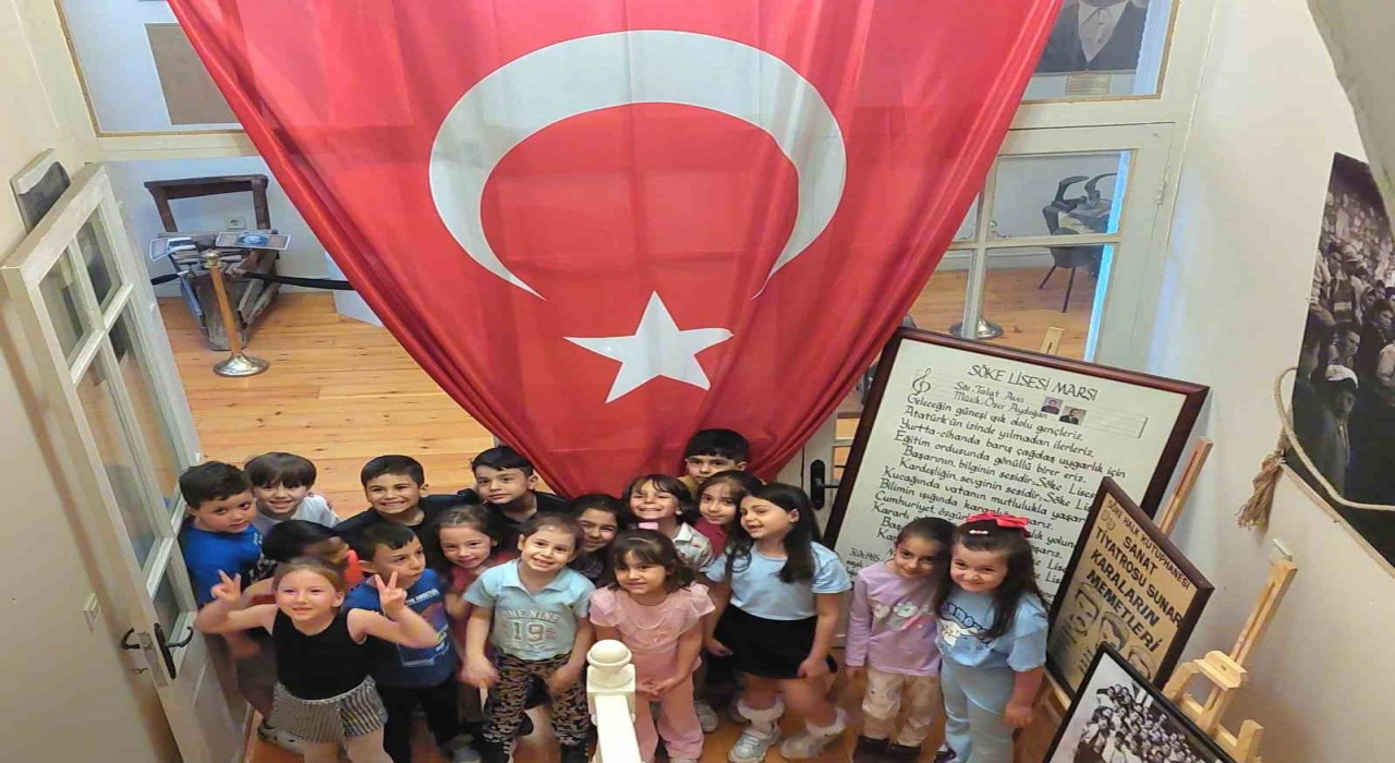 Minik ziyaretçilerden ‘Söke Kent Müzesine yoğun ilgi