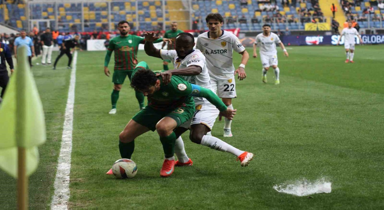 MKE Ankaragücü, 2. Lige düştü.