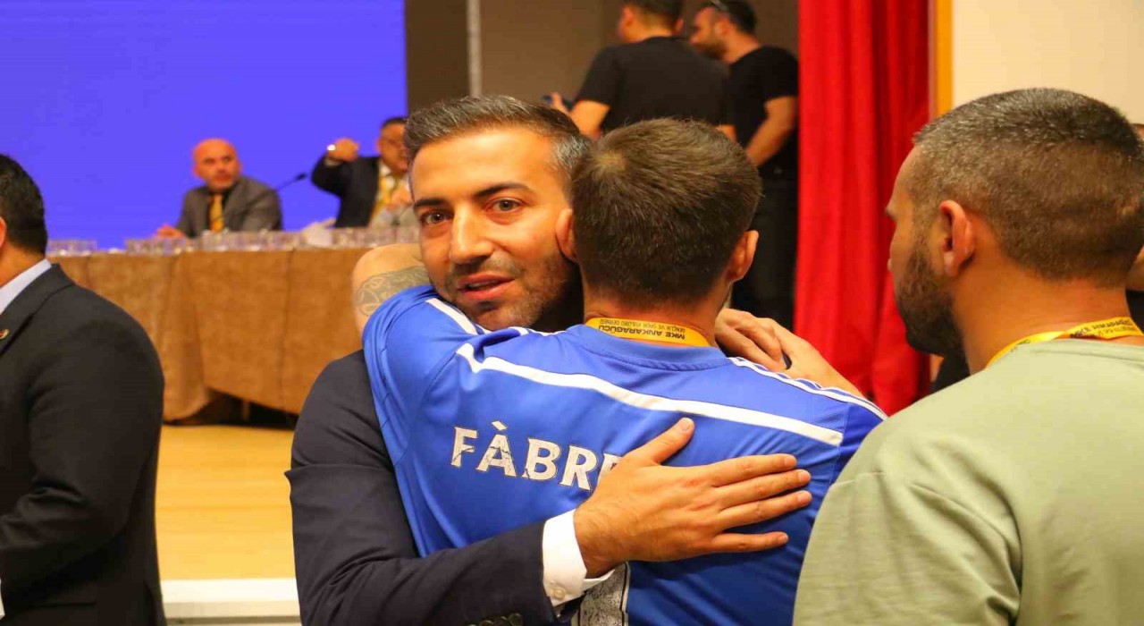 MKE Ankaragücünde Ercüment Tekin başkan seçildi