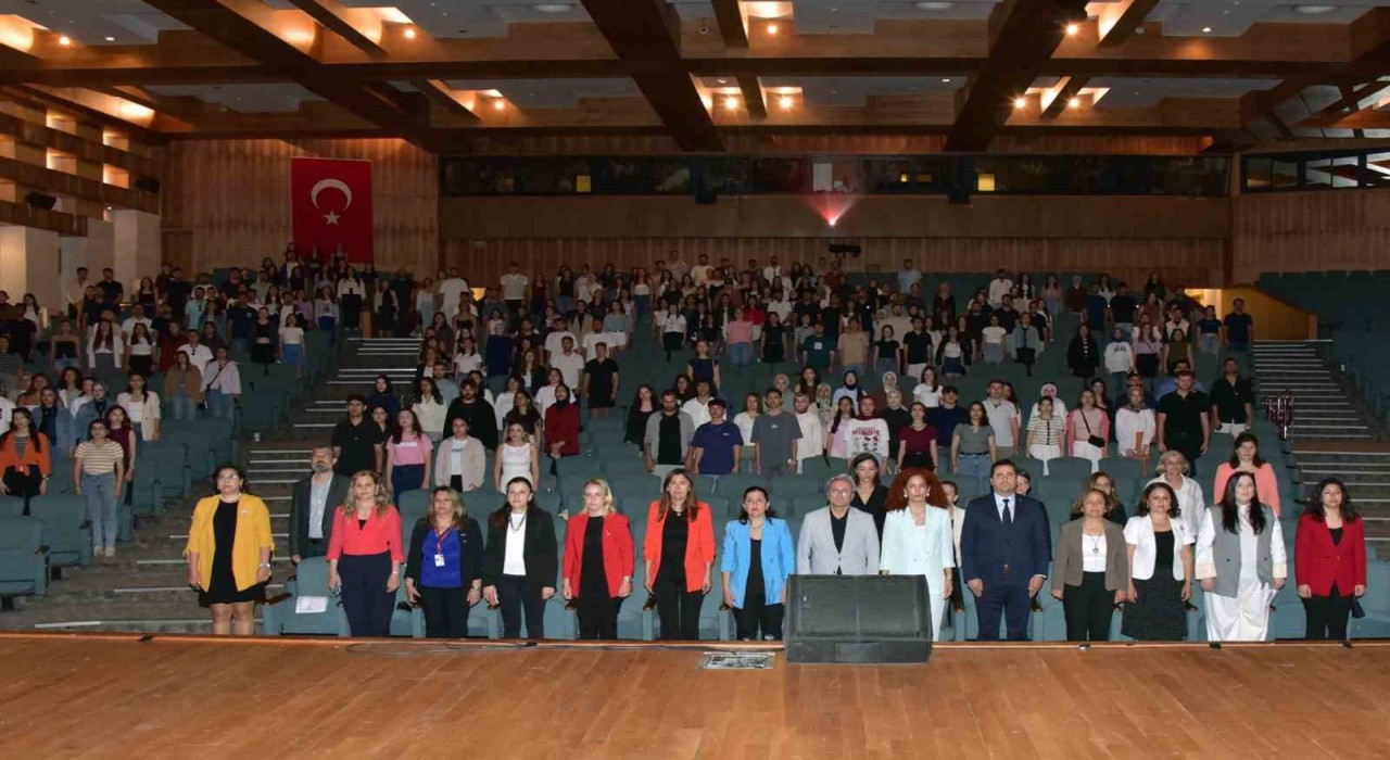 MSKÜde Hemşirelik Haftasında sempozyum