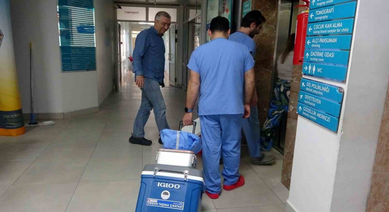 Muğlada beyin ölümü gerçekleşen hastanın karaciğeri İzmire nakledildi