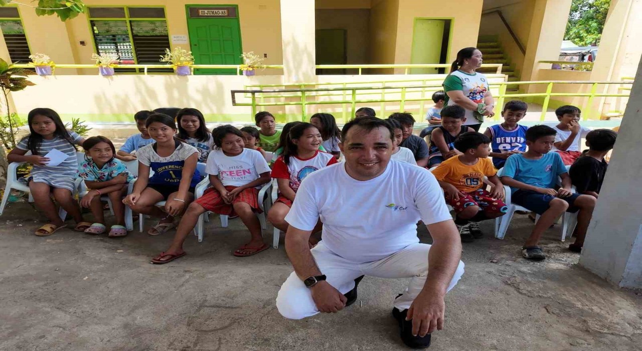 Muhammet Aydından Filipinlerde anlamlı Türkiye tanıtımı