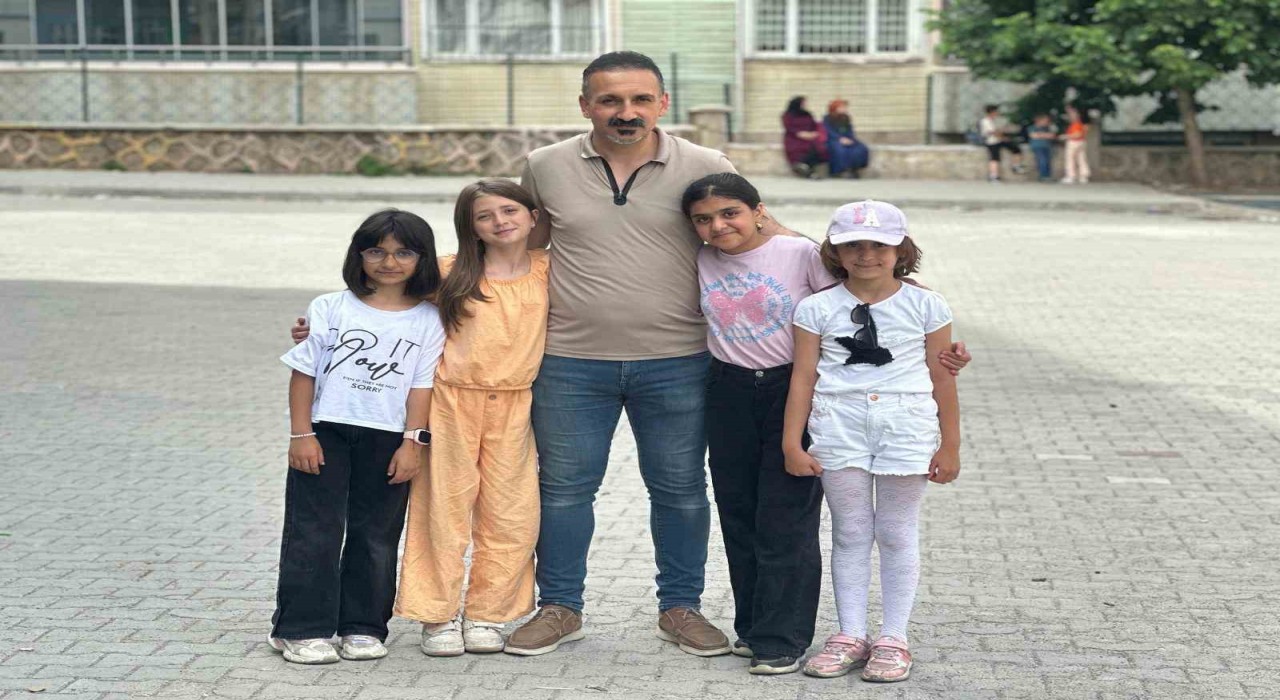 Muşlu minikler, Gazzede çocuk olmak şarkısıyla dünyaya seslendiler