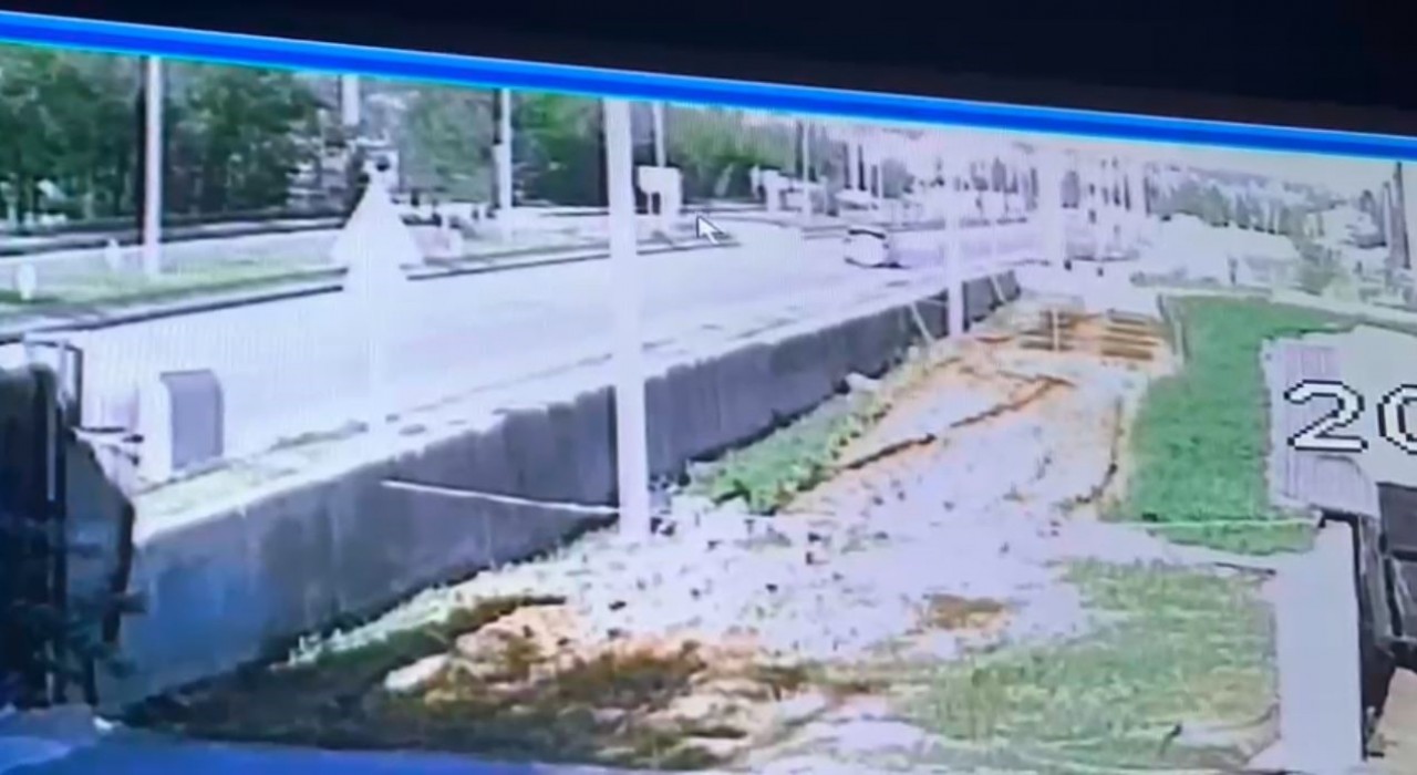 Muşta otomobilin çarptığı çocuk ağır yaralandı