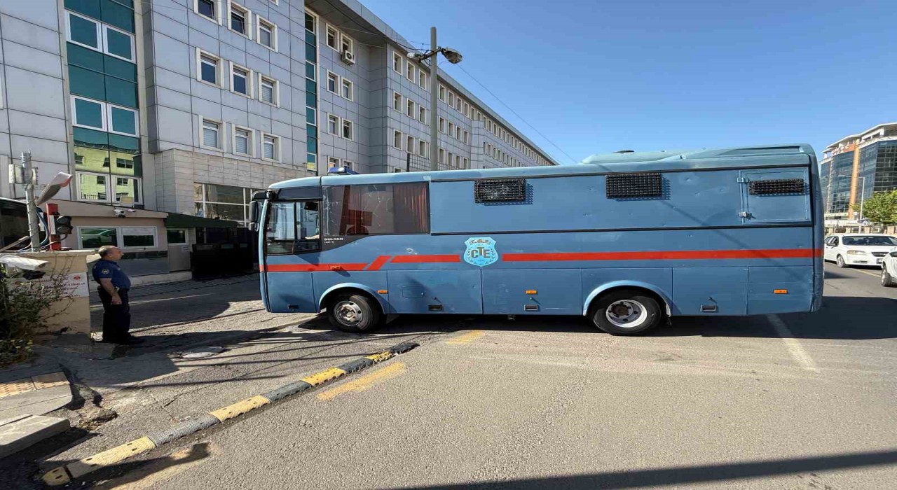 Narin Güran cinayetinde 15 sanık dördüncü kez hakim karşısında