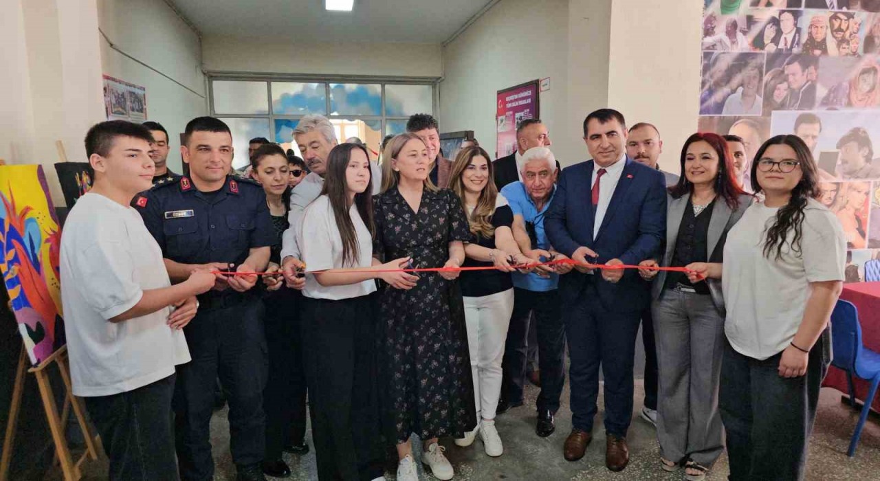 Nazillide bilim fuarları görücüye çıktı