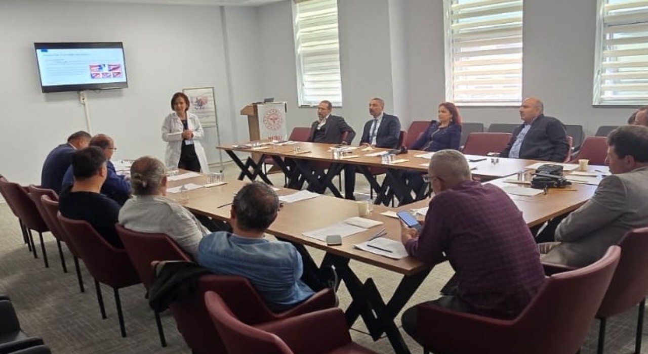 Nazillide sağlık okuryazarlığı eğitimi veriliyor