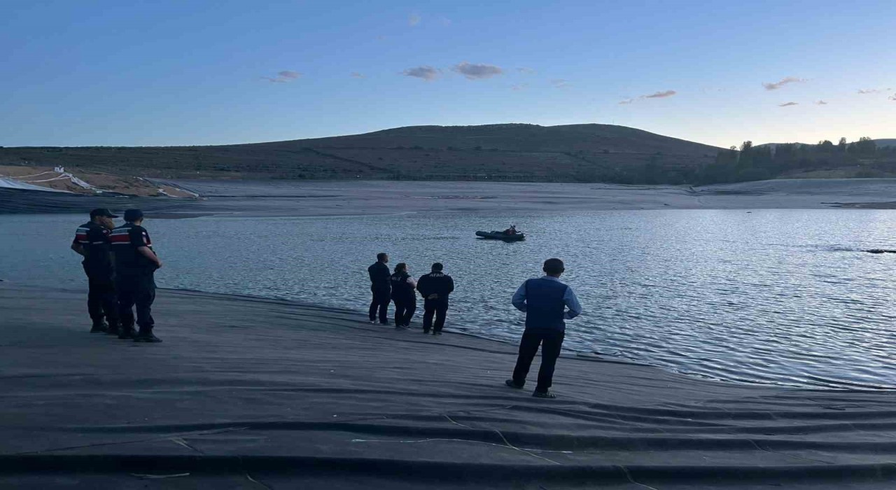 Niğdede baraja düşen çocuk için kurtarma çalışması başlatıldı