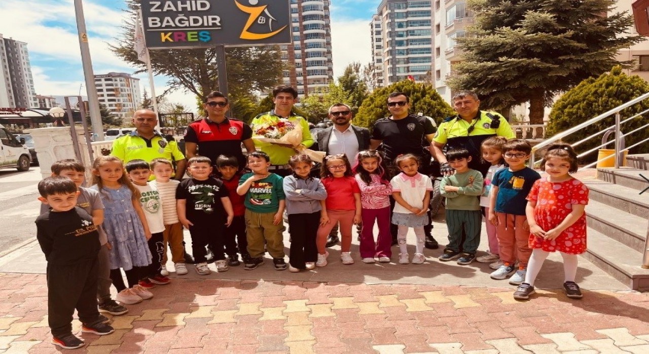 Niğdede miniklere trafik eğitimi verildi