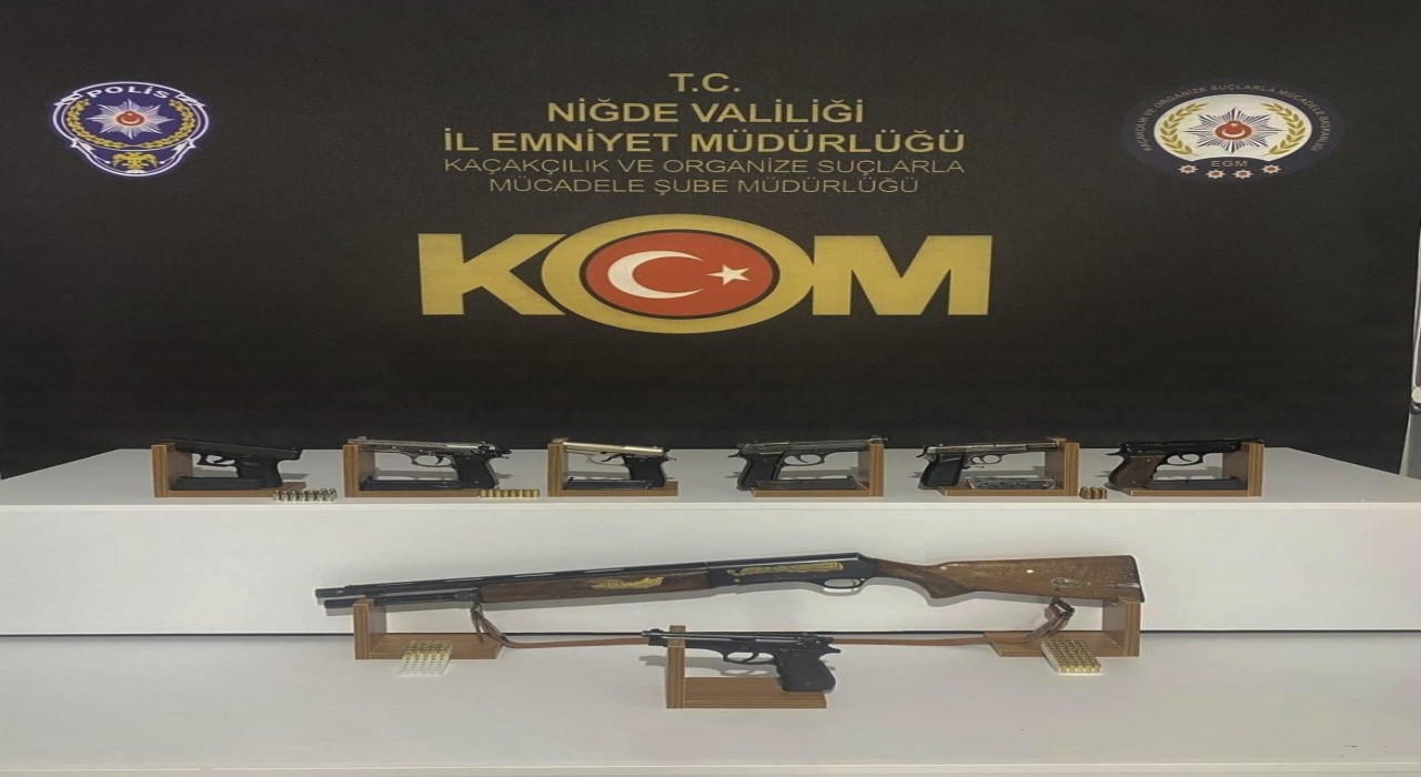 Niğdede ruhsatsız silah operasyonunda 8 gözaltı