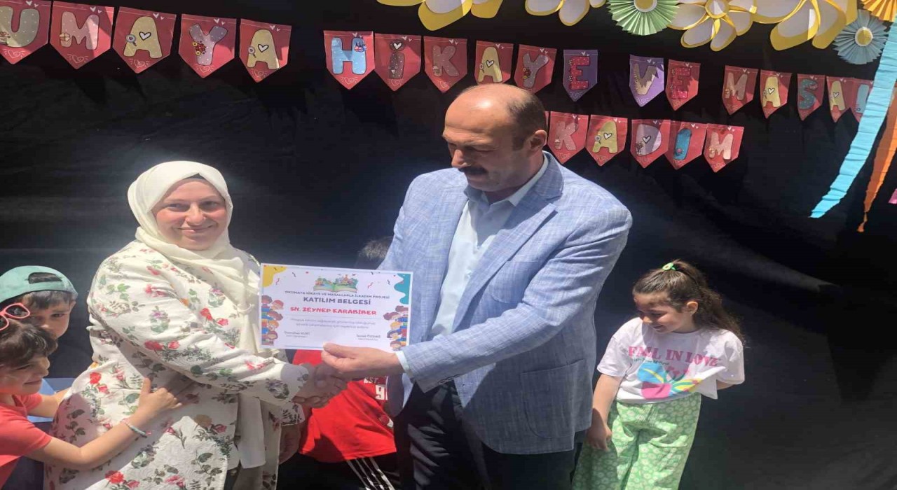 Okumaya Hikaye ve Masallarla İlkadım Projesi sene sonu sergisi