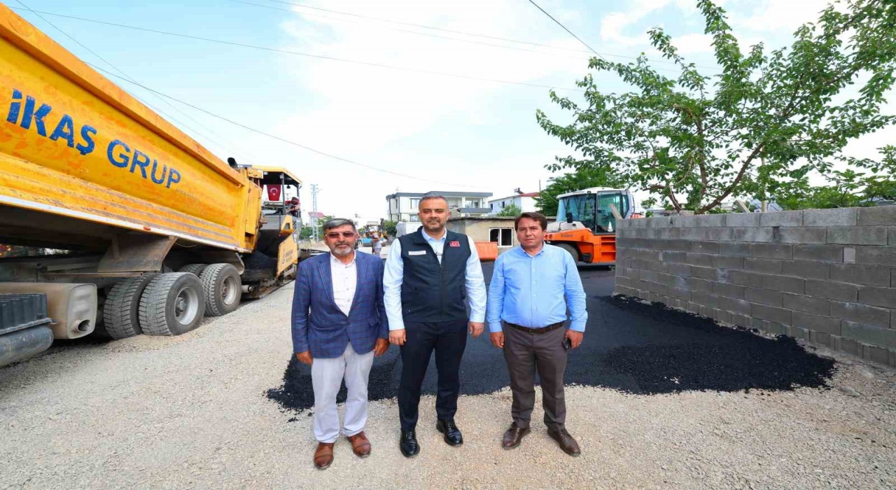 Onikişubatta 3 mahalleye 55 milyon liralık asfalt