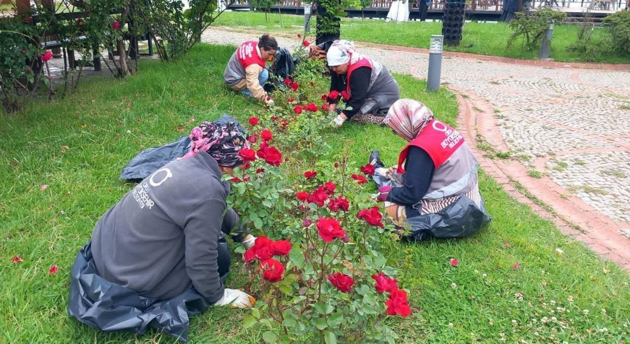Ordunun dört bir yanı çiçek bahçesine dönüştürüldü
