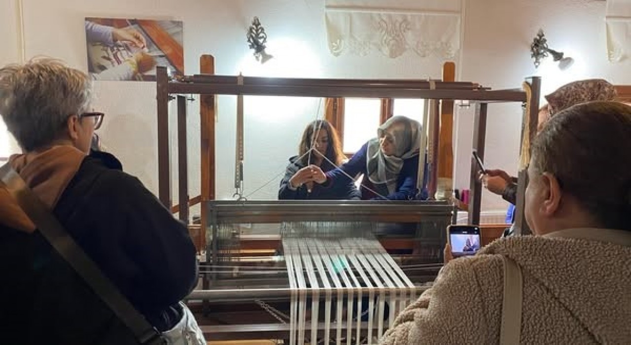 Osmanelinin tarihi dokusu ziyaretçilerden tam not aldı