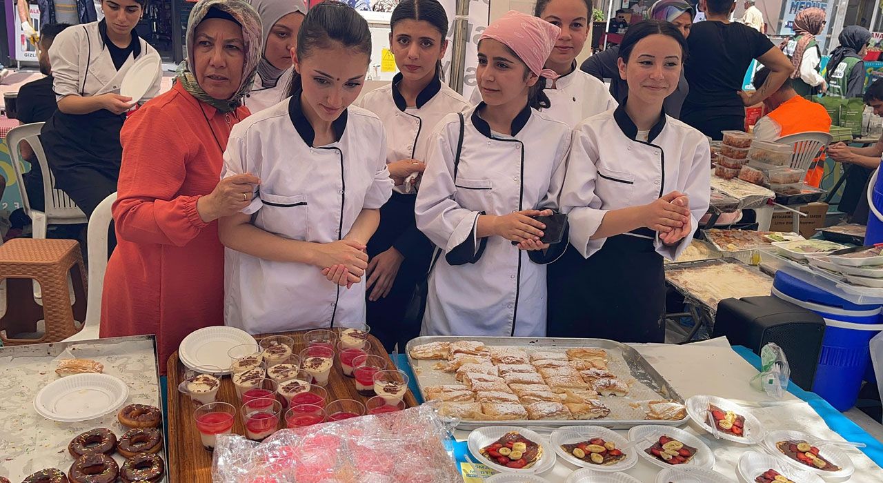 Osmaniye’de Yöresel Tatlar ve Renkli Etkinlikler Vatandaşlarla Buluştu