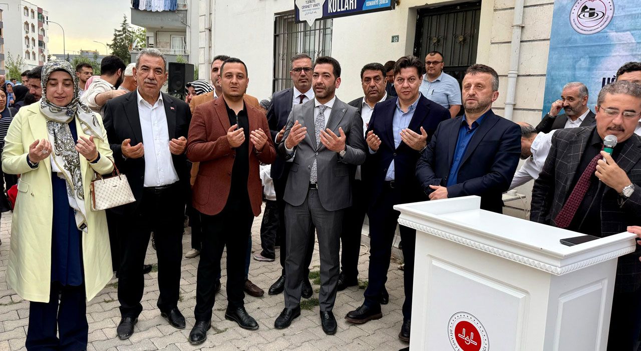 Osmaniye’den İlk Hac Kafilesi Dualarla Kutsal Topraklara Uğurlandı