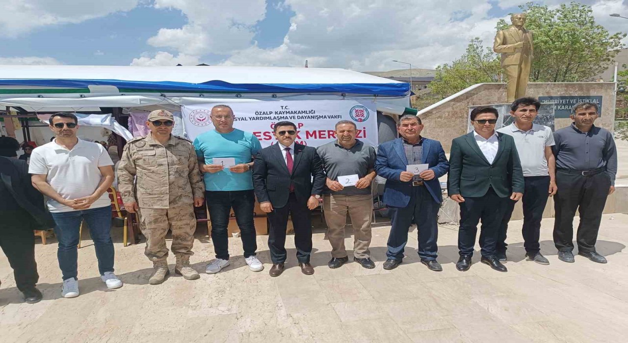 Özalpte Dama Turnuvası sona erdi