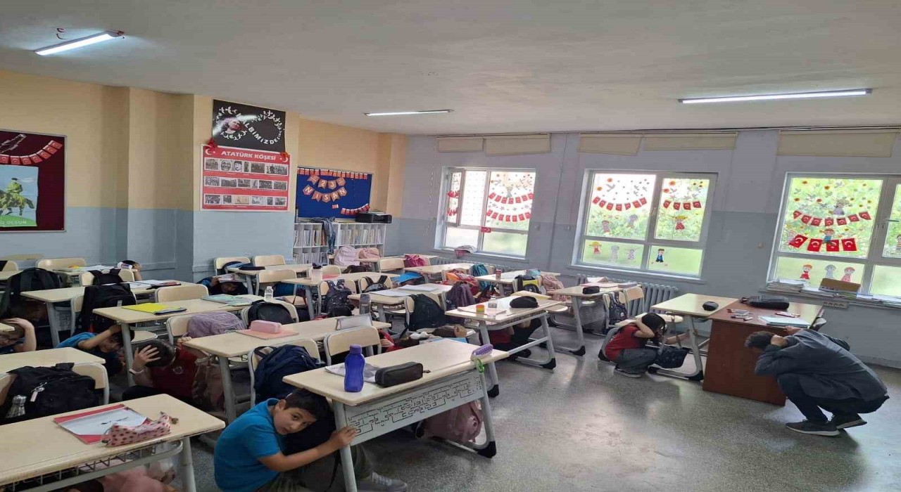 Özel bireylere afet ve tatbikat eğitimi