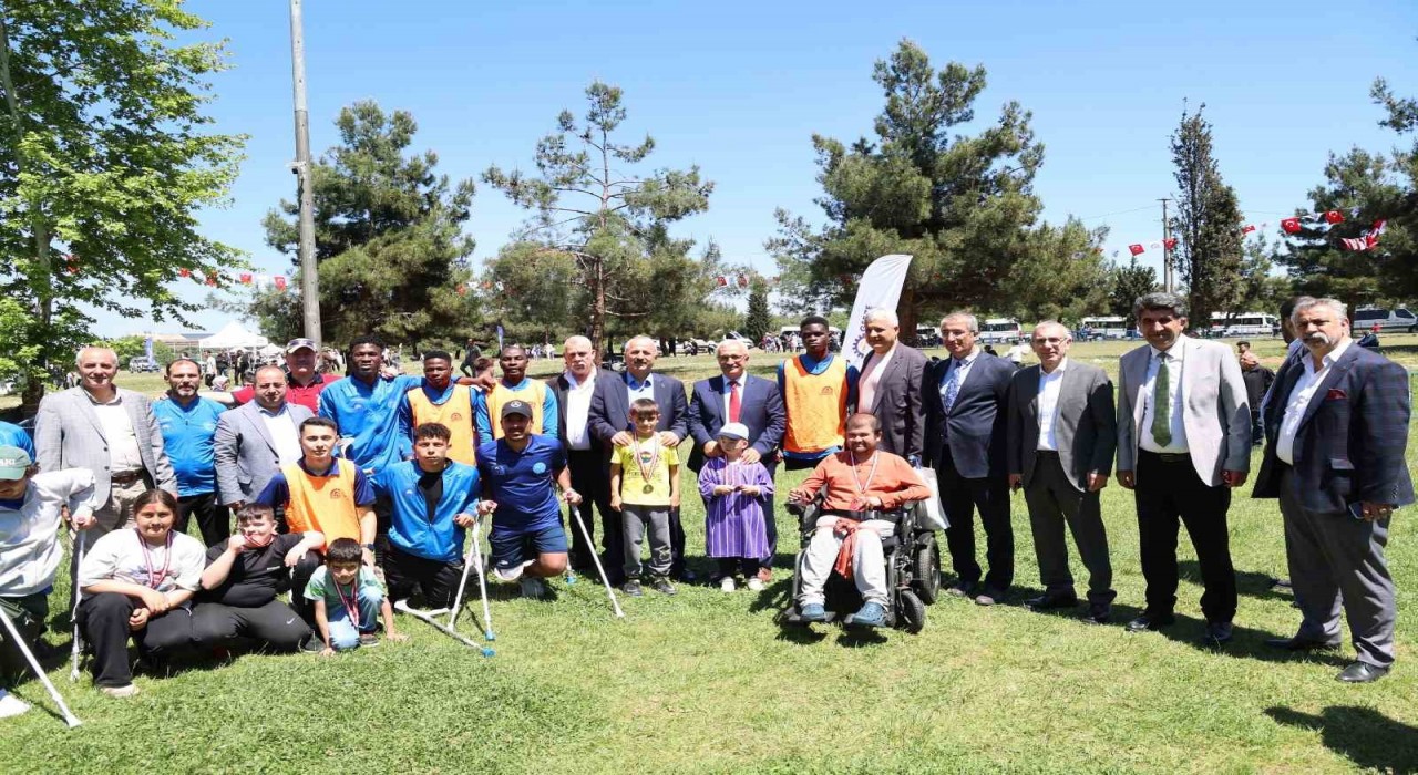 Özel çocuklara spor ve eğlence dolu festival