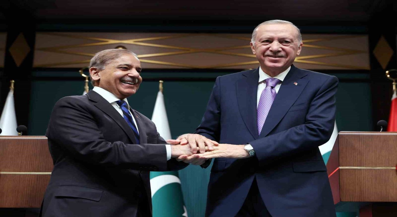 Pakistan Başbakanı Şeriften Cumhurbaşkanı Erdoğana teşekkür
