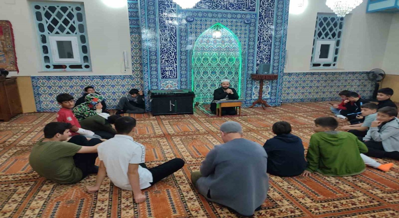 Pazaryerinde milli ve manevi değerler konuşuldu