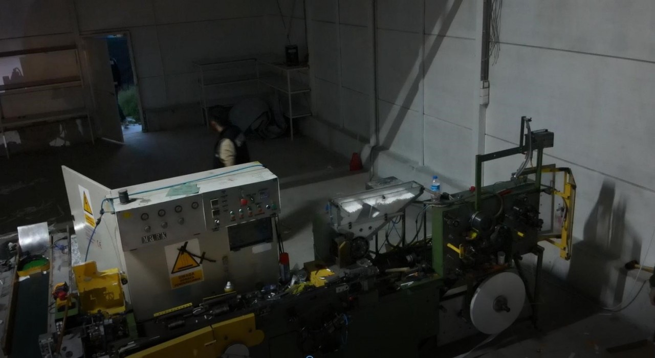 Piyasa değeri 8 milyon lira: Polis, kaçak sigara üretimini engelledi