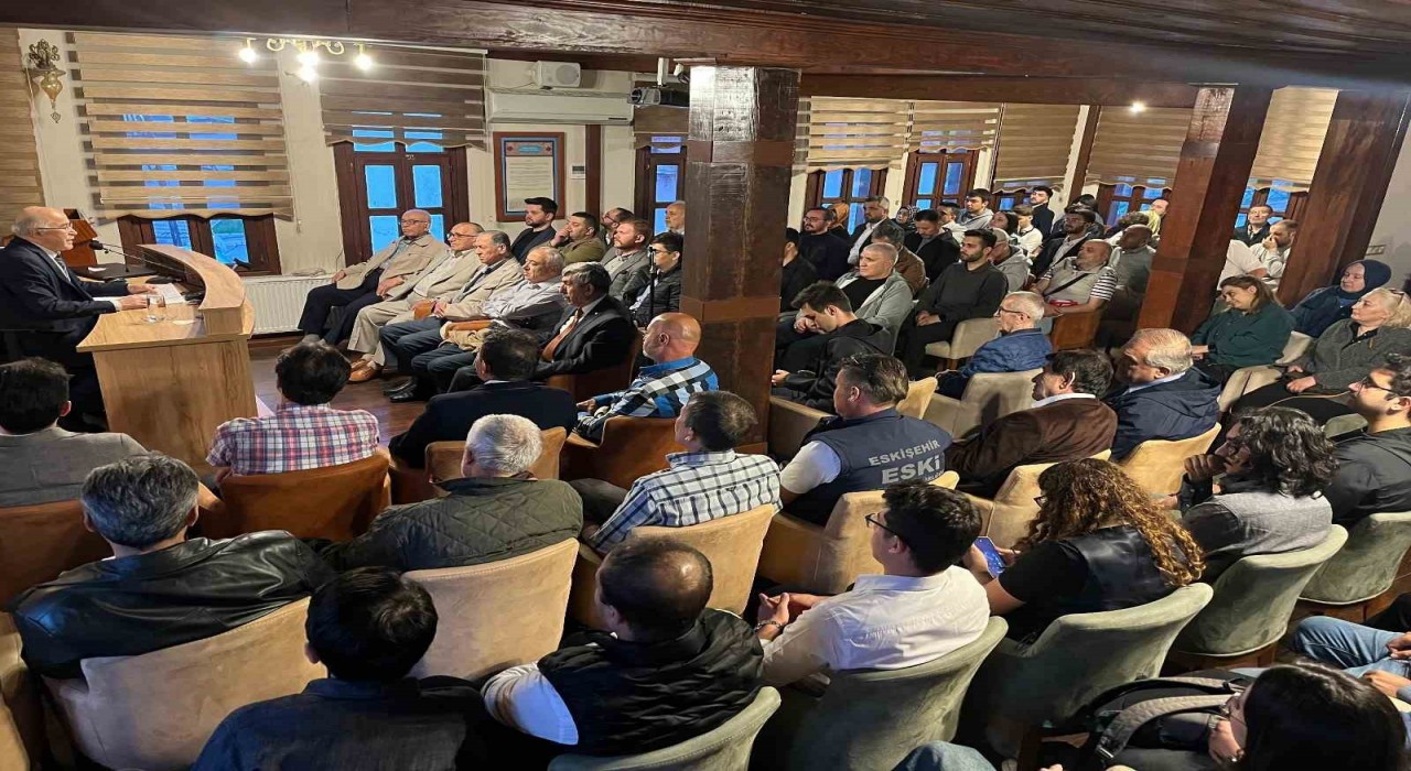 Prof. Dr. Mehmet Öz, Fatih Sultan Mehmedin örnek alınmasını tavsiye etti