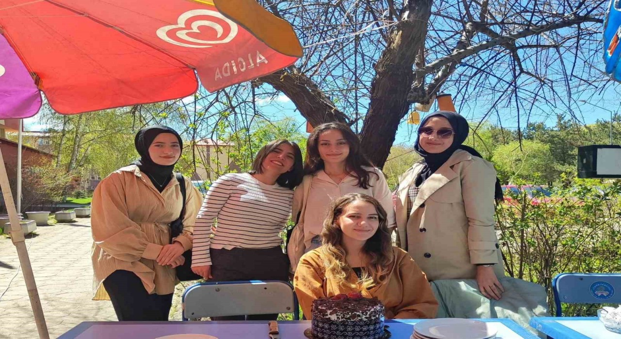 Psikologlar günü kutlaması