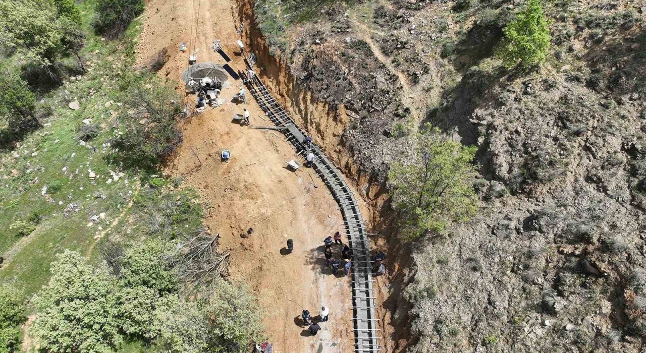 Pütürge Taşmış Mahallesinin 32 yıllık sulama sorunu çözüldü