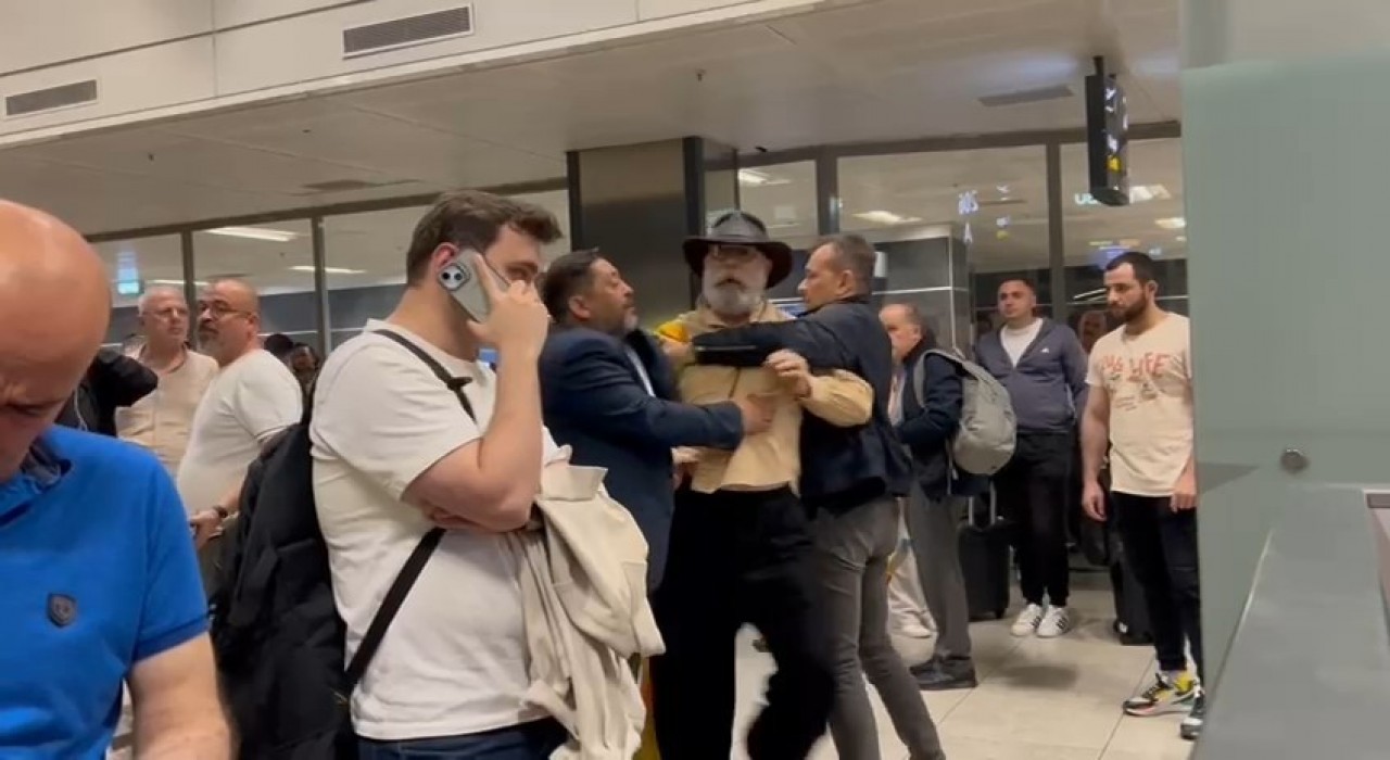 Cüneyt Asan: “Sen Kimi Doğruyorsun?”