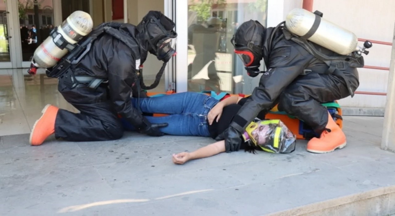 Sağlık Hizmetleri MYOda KBRN ve yangın tatbikatı gerçekleştirildi