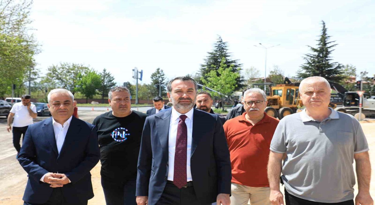Saha incelemelerini sürdüren Başkan Şahin Şerifoğullarından yoğun tempo