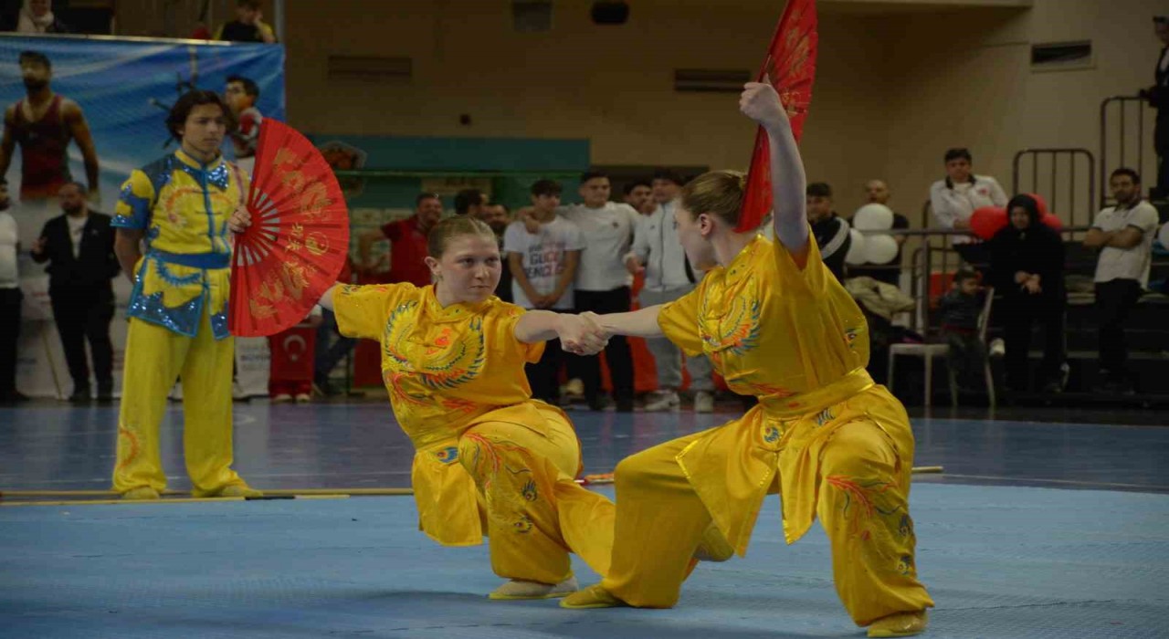 Sakaryada 19 Mayıs coşkuyla kutlanıyor