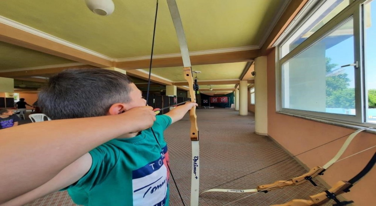 Salihlide çocuk ve gençler bu yaz spora doyacak