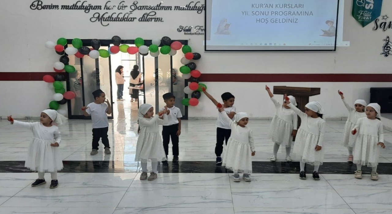 Samsatta Kuran Kursu öğrencileri yılsonu programı düzenledi
