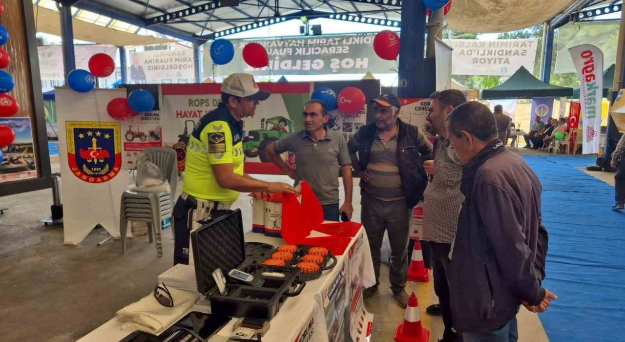 Sandıklıda jandarmadan trafik eğitimi