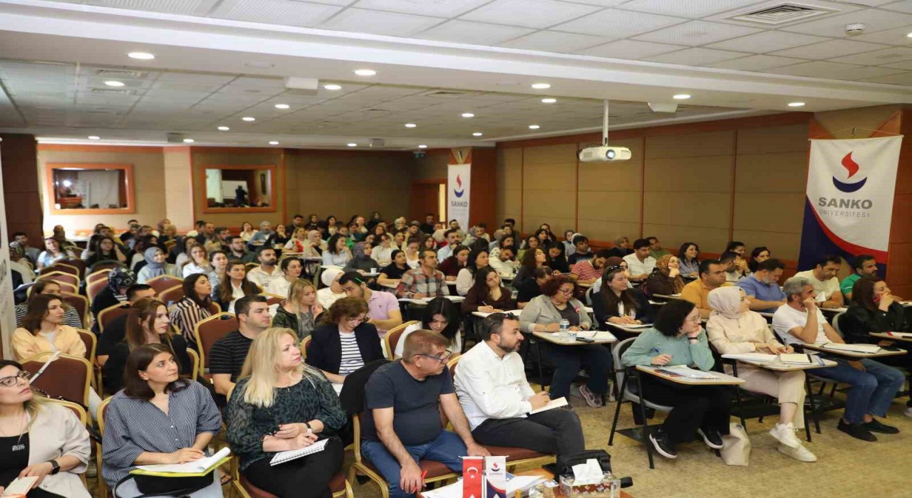 SANKO Üniversitesinde psikolojik danışman / rehber öğretmen buluşmaları etkinliği düzenlendi