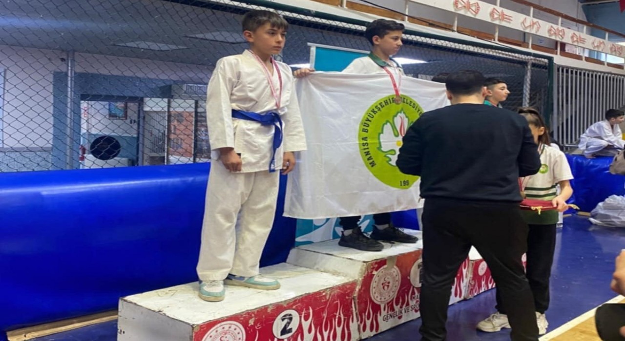 Sarıgöllü öğrenci karate milli takımında yarışacak