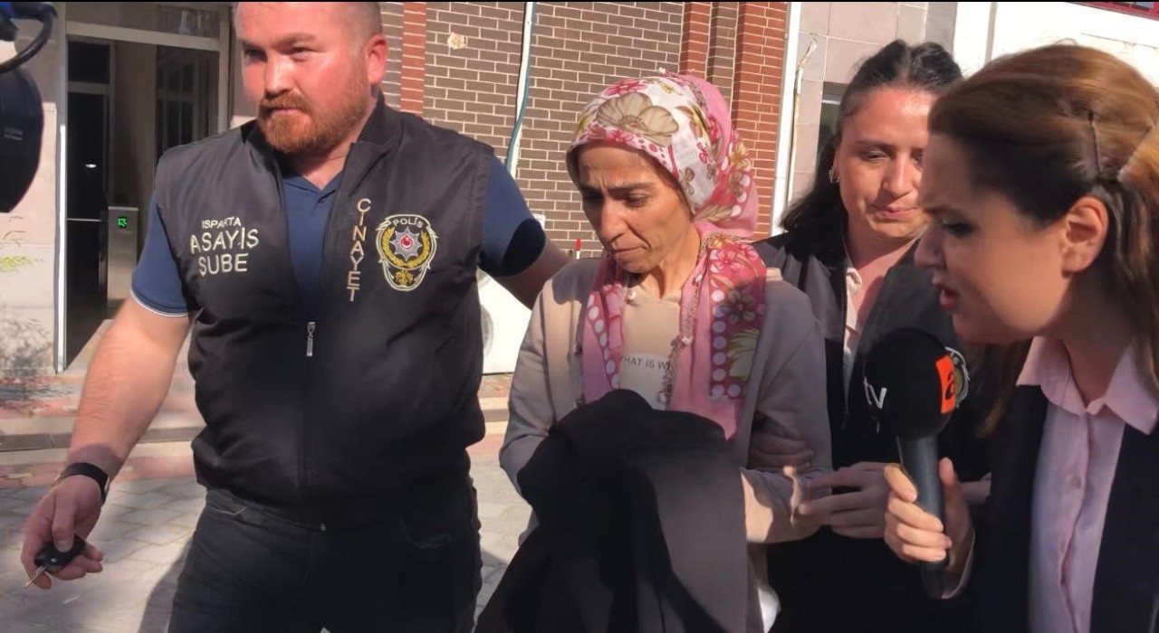 Sesinden rahatsız olduğu 9 yaşındaki üvey oğlunu öldürdüğü 9 yıl sonra ortaya çıktı