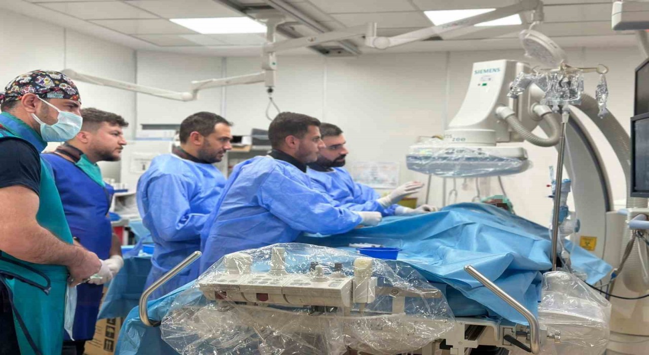 Siirtte anjiyografik varikosel tedavisi uygulandı